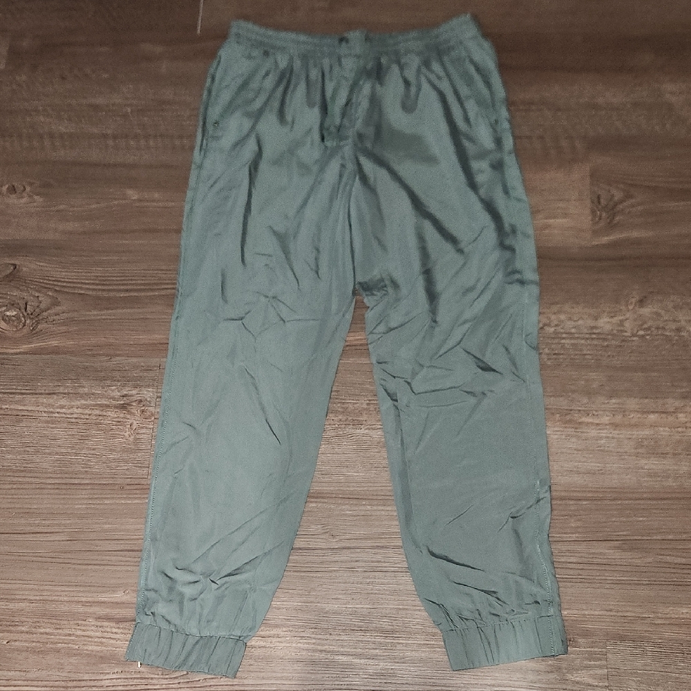 White House Black Market Pants
